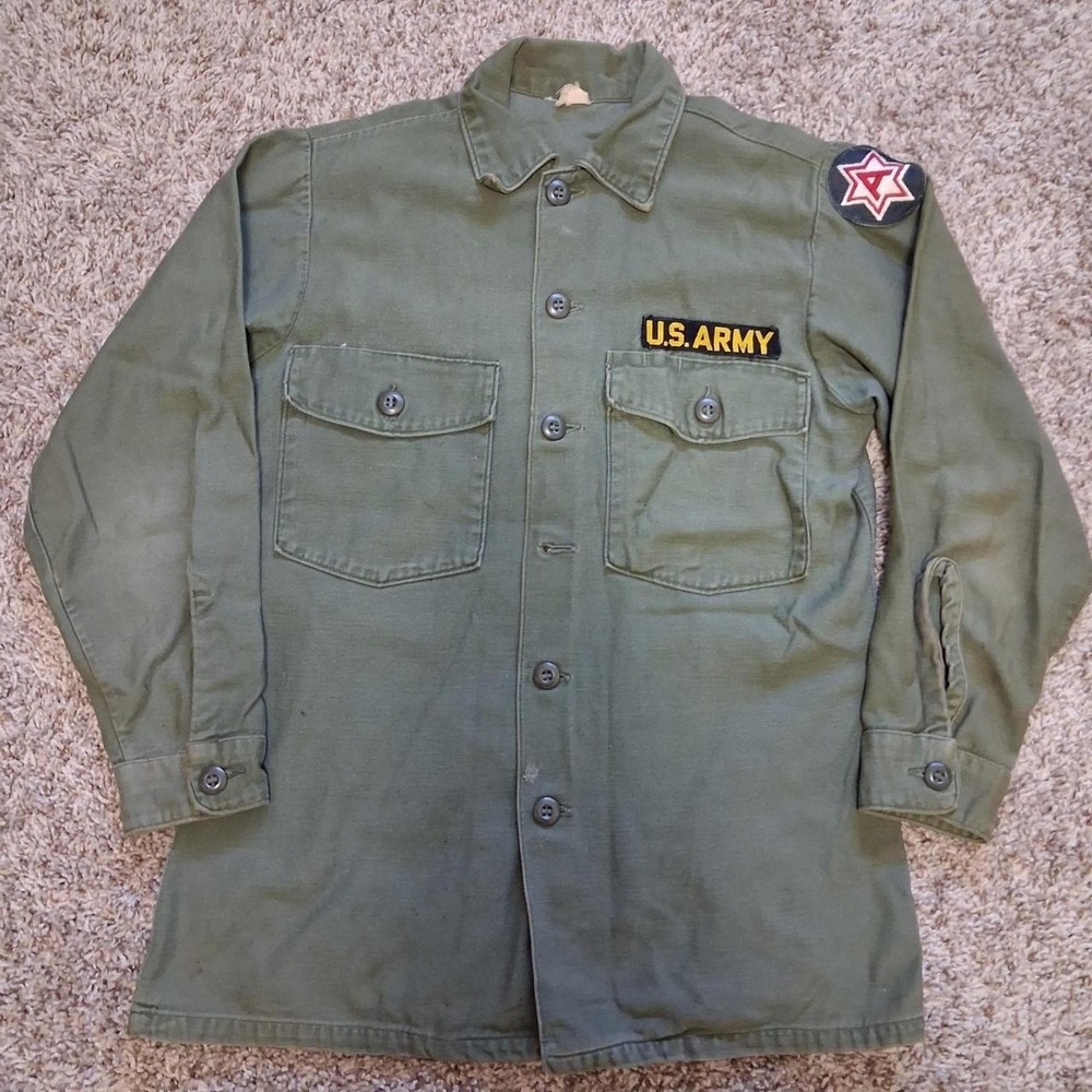 Vintage 60s US Army OG 107 Cotton Sateen Utility Shirt 6th Army Patch S